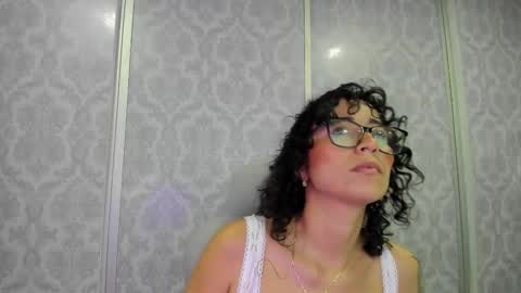 PAOLA or pola online show from October 2025 02:24:01 AM