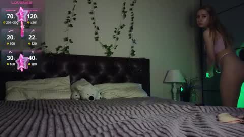 Snapshot of polidevis chatting on December 2024 06:09:01 PM Candytrain online show from December 2024 06:09:01 PM