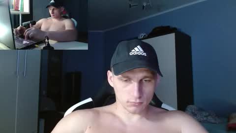 Snapshot of poliglotjoe chatting on September 2025 04:14:01 AM Poliglot online show from September 2025 04:14:01 AM