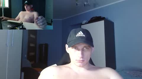 Snapshot of poliglotjoe chatting on September 2025 11:47:02 AM Poliglot online show from September 2025 11:47:02 AM