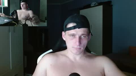 Snapshot of poliglotjoe chatting on October 2025 03:44:01 PM Poliglot online show from October 2025 03:44:01 PM