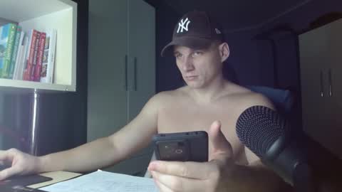 Poliglot online show from November 2025 04:37:01 AM