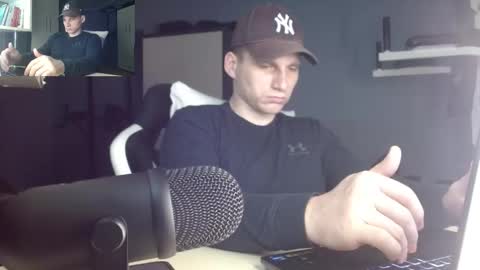 Poliglot online show from December 2025 09:32:02 PM