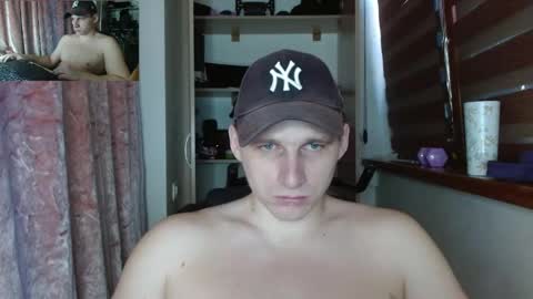 Poliglotjoe2 online show from May 2026 11:15:02 AM