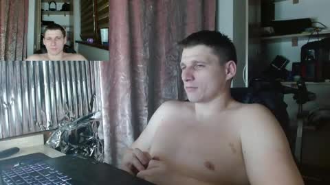 Poliglotjoe2 online show from May 2026 01:11:01 AM