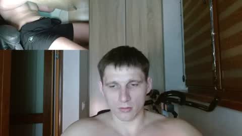 Poliglotjoe2 online show from June 2026 06:17:01 PM