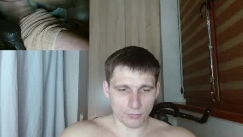 Poliglotjoe2 online show from June 2026 04:20:01 PM