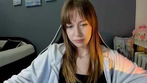 Polina online show from October 2025 07:02:01 PM