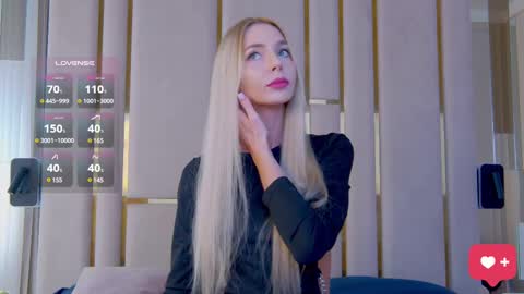 Snapshot of poliina chatting on February 2025 06:43:01 PM Polina online show from February 2025 06:43:01 PM