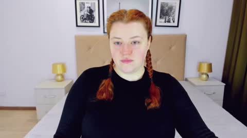 Snapshot of polinasallivan chatting on December 2024 07:39:02 AM Polina online show from December 2024 07:39:02 AM