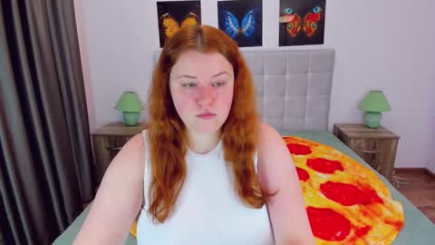 Snapshot of polinasallivan chatting on January 2025 05:05:01 PM Polina online show from January 2025 05:05:01 PM