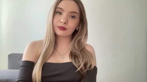polishangel222 online show from March 2026 01:26:02 PM