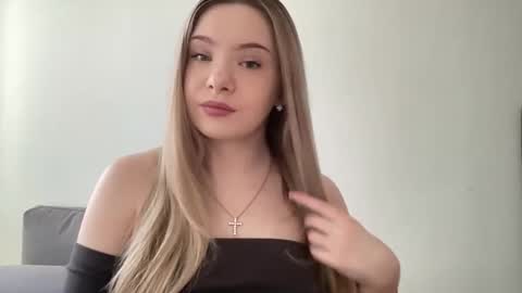 polishangel222 online show from March 2026 12:30:02 PM