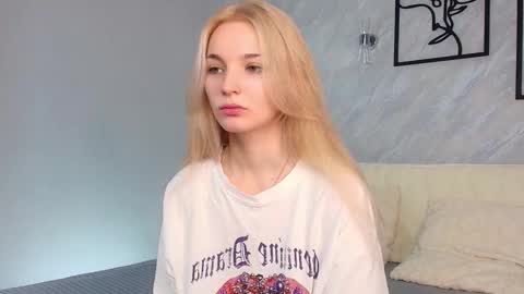 Snapshot of pollimills chatting on September 2025 07:09:02 AM pollimills online show from September 2025 07:09:02 AM