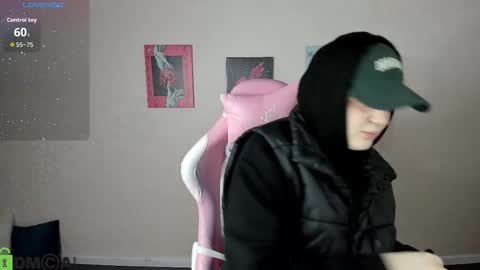 Snapshot of polly__mayer chatting on October 2025 01:24:02 AM Polly online show from October 2025 01:24:02 AM