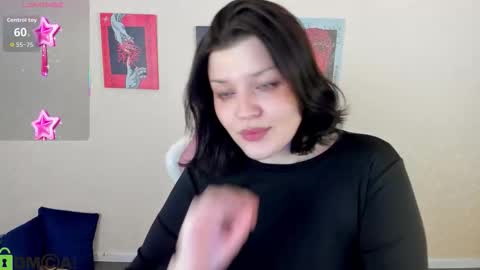 Snapshot of polly__mayer chatting on November 2025 05:22:02 AM Polly online show from November 2025 05:22:02 AM