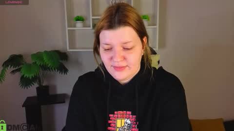 Snapshot of polly__mayer chatting on February 2026 01:04:02 AM Polly online show from February 2026 01:04:02 AM