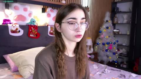 Polly online show from November 2025 07:56:01 AM