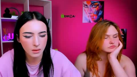 polly_cute1 online show from April 2026 06:37:01 PM