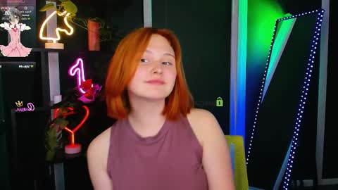 polly_cute1 online show from May 2026 06:37:02 PM