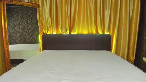 Snapshot of polly_love_ chatting on January 2025 10:12:02 AM Polly online show from January 2025 10:12:02 AM