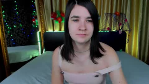 Polly online show from March 2026 07:25:02 AM