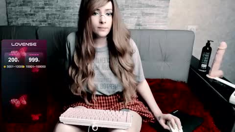 Polly online show from February 2025 08:43:02 PM