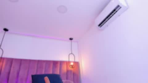POLLY online show from May 2026 10:20:02 AM