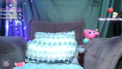 Snapshot of pollycrush chatting on December 2024 09:31:01 PM pollycrush online show from December 2024 09:31:01 PM