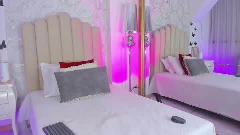 Carolina online show from January 2025 03:11:02 AM