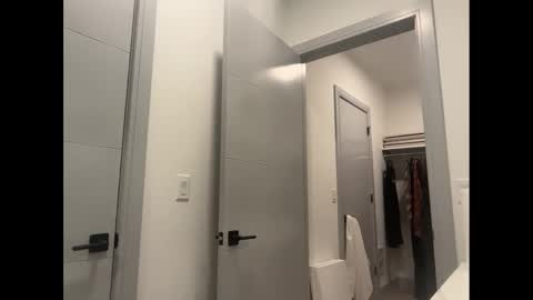 Snapshot of pollyyypocket chatting on November 2025 05:42:01 PM Polly Pocket online show from November 2025 05:42:01 PM