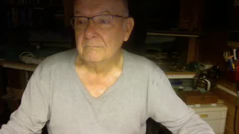 pomme1949 online show from December 2024 08:15:02 AM