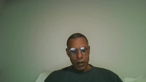 poolguy2496 online show from December 2025 03:11:01 AM