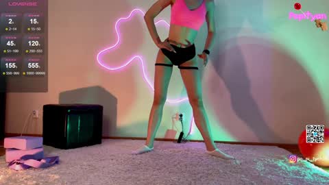 Louise  see you on December 1  at 2200 UTC3 online show from December 2024 02:31:01 AM