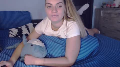 popkornmolli online show from December 2024 11:12:02 AM