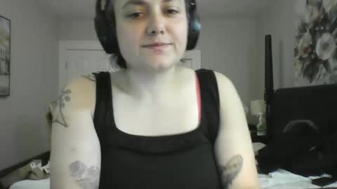 Snapshot of poppy_stax chatting on October 2025 11:38:02 PM Poppy Stax online show from October 2025 11:38:02 PM