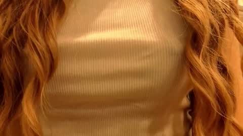 Snapshot of poppybloopy chatting on September 2025 06:11:02 PM April online show from September 2025 06:11:02 PM