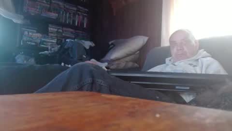 Snapshot of porkingit400 chatting on April 2026 01:30:01 PM porkingit400 online show from April 2026 01:30:01 PM