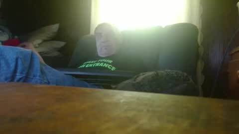 Snapshot of porkingit400 chatting on May 2026 01:18:02 PM porkingit400 online show from May 2026 01:18:02 PM