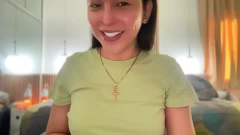 Snapshot of porndivasophia chatting on October 2025 12:00:02 AM its SOPHIA online show from October 2025 12:00:02 AM