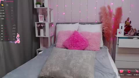 Snapshot of pornogirlx chatting on January 2025 07:05:01 AM Masha online show from January 2025 07:05:01 AM