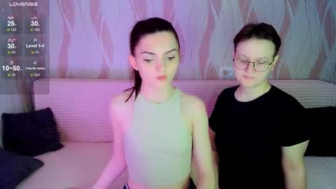 Snapshot of pornostendup chatting on October 2025 11:04:02 PM Ana and Tati online show from October 2025 11:04:02 PM