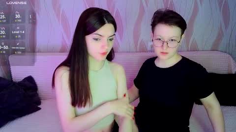 Snapshot of pornostendup chatting on November 2025 07:46:02 PM Ana and Tati online show from November 2025 07:46:02 PM