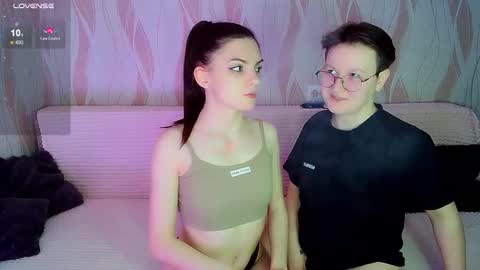 Snapshot of pornostendup chatting on December 2025 08:39:01 PM Ana and Tati online show from December 2025 08:39:01 PM