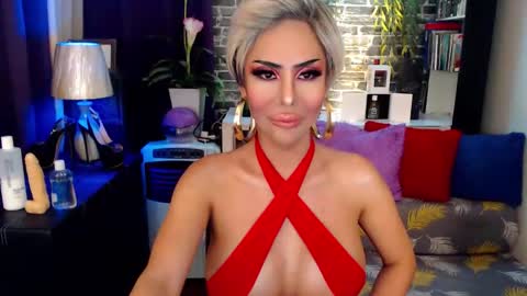 DivaGray online show from December 2025 10:08:02 PM