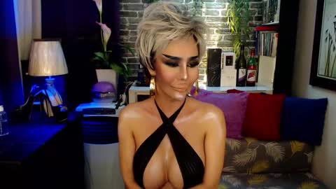 Snapshot of pornstardiva chatting on February 2026 01:01:02 AM DivaGray online show from February 2026 01:01:02 AM