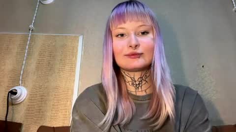 Sia online show from April 2026 06:09:01 PM