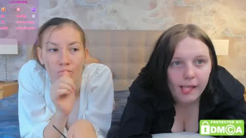 Snapshot of porshes chatting on December 2024 07:31:01 AM HERES SILVIA AND OlIVIA WELCOME EVERYONE LOVENSE DOMI REACT TO YOUR TIPS LETS MAKE A GREAT SHOW TOGETHER online show from December 2024 07:31:01 AM