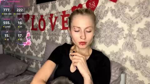 Snapshot of porshes chatting on September 2025 06:37:01 AM HERES SILVIA AND OlIVIA WELCOME EVERYONE LOVENSE DOMI REACT TO YOUR TIPS LETS MAKE A GREAT SHOW TOGETHER online show from September 2025 06:37:01 AM