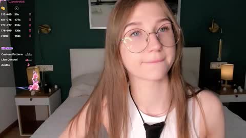 Elizabeth online show from February 2026 07:14:02 PM